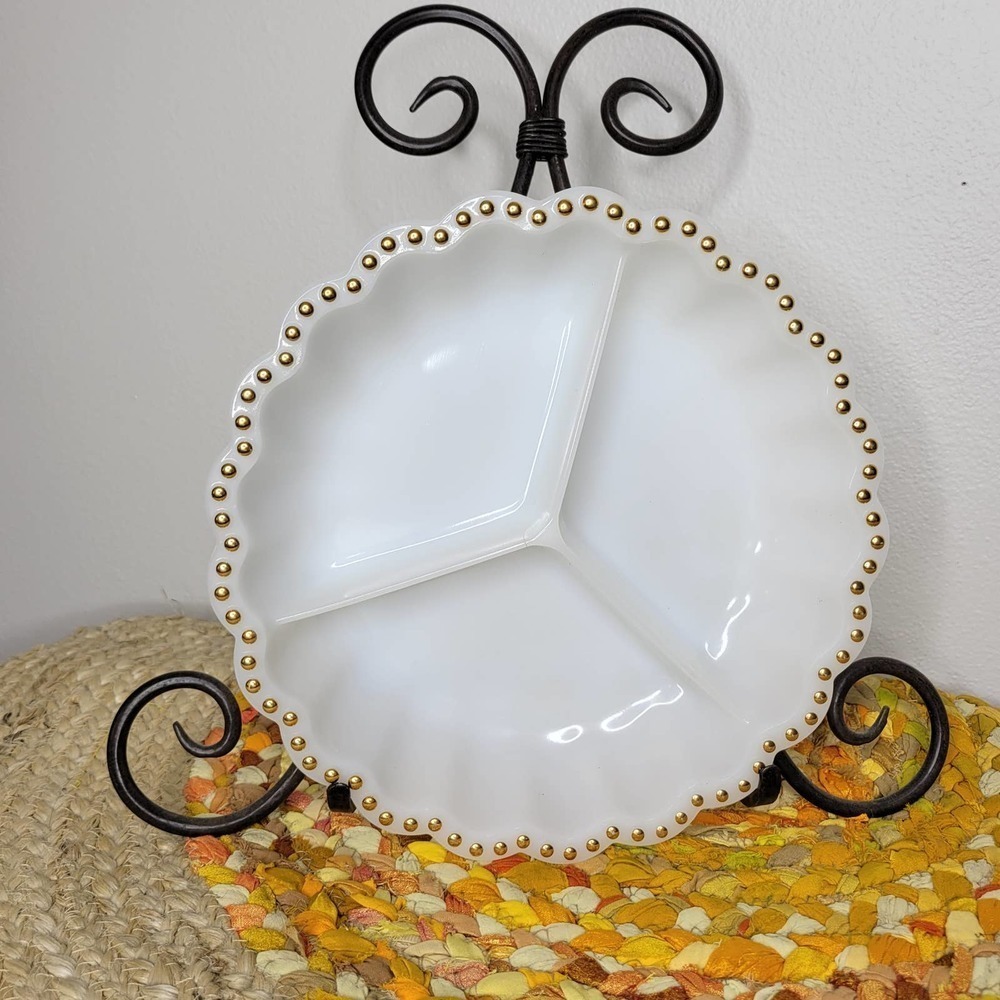 Vintage Milk Glass Divided Relish Tray‎ Set